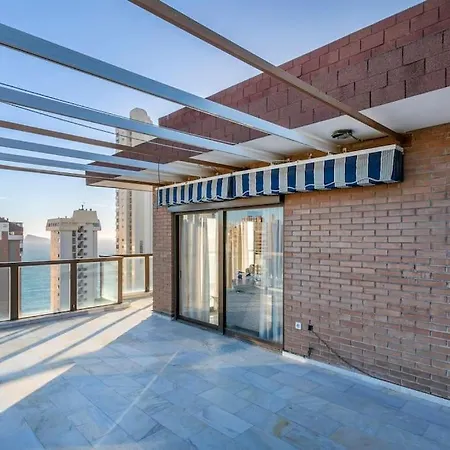 Appartamento Ático con gran terraza Benidorm Esterno foto