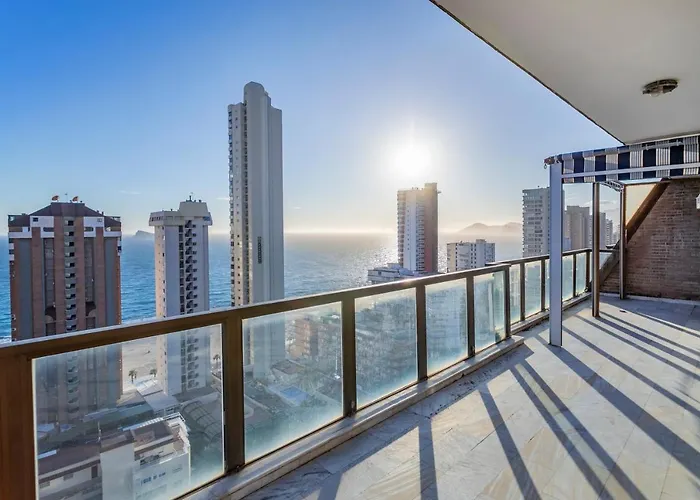 Atico Con Gran Terraza