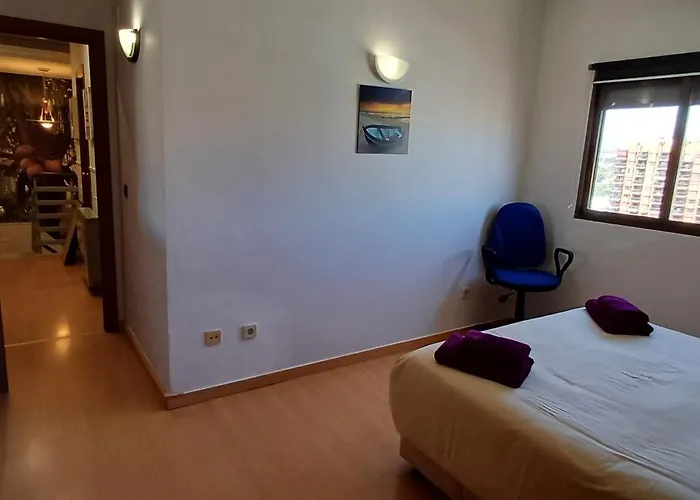 Atico Con Gran Terraza